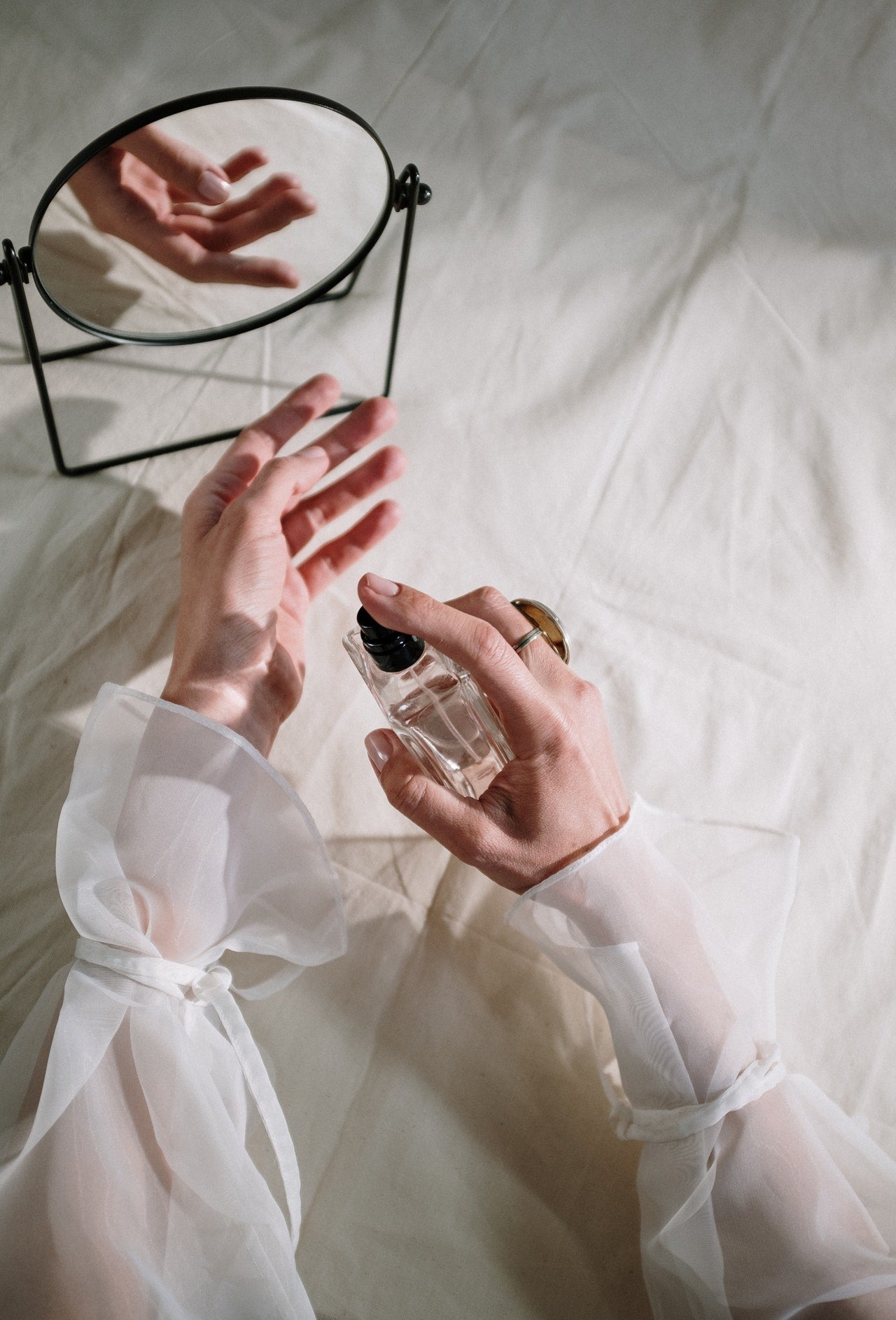 3 Mistakes Most Women Make When Wearing Perfume— And How To Fix Them 