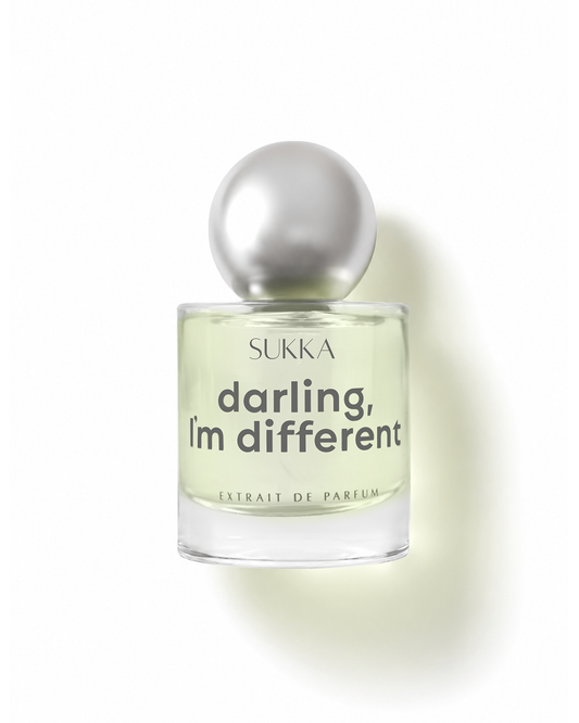 (BESTSELLER) Darling, I'm Different